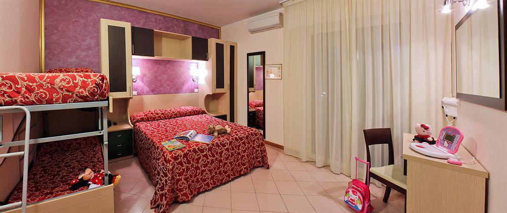 Hotel Aldebaran Rimini Eksteriør billede